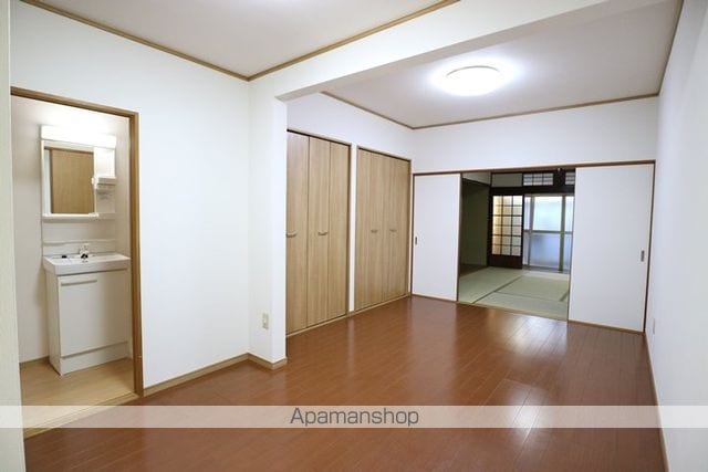 近畿平屋貸家の内装写真