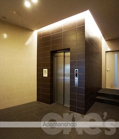グラヴィス鶴舞の外観写真