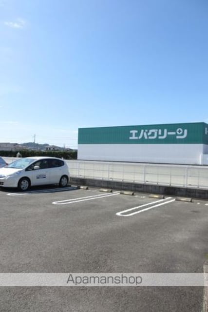 ジョイリバーⅢ[3LDK/65.57m2]の駐車場1
