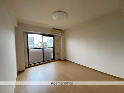 エスティガーデン[1K/27.66m2]のリビング・居間