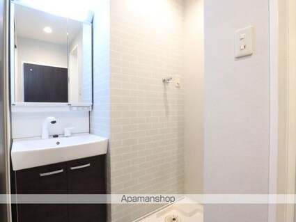 セントラル川名[1LDK/45m2]の洗面所