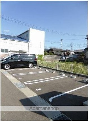 ラ　ベレッツア[1LDK/36.54m2]の駐車場