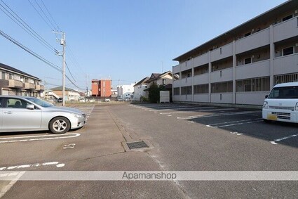 エミネンスＭ　Ｂ[1LDK/45.04m2]の駐車場