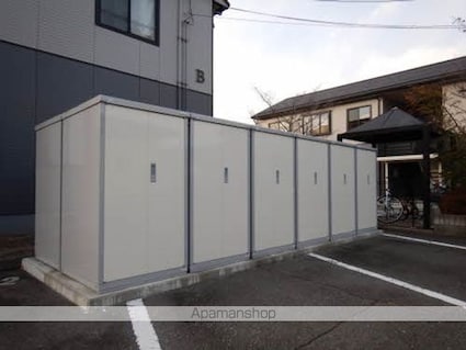 長野県松本市井川城１丁目[3LDK/68.25m2]の共用部4