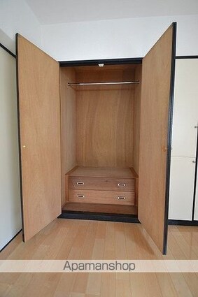 サンシャトウ白島[1DK/22m2]の収納