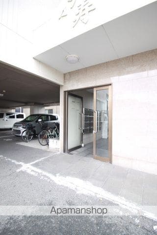 マンション寿の玄関写真