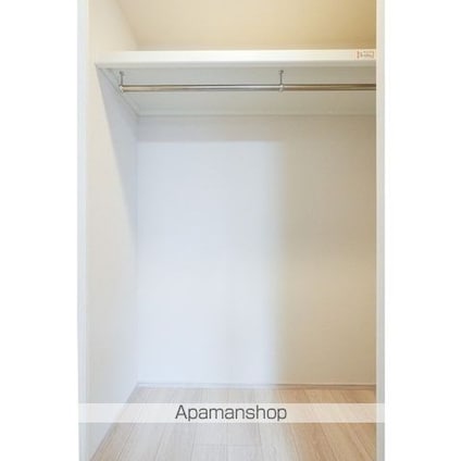 コンフォリア戸越公園[1LDK/32.34m2]の収納