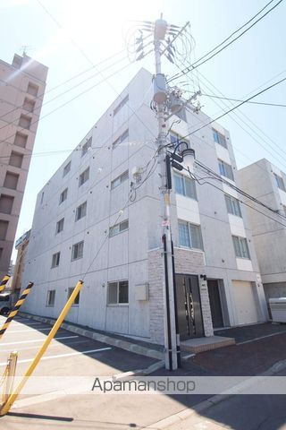 AKT月寒中央の外観写真