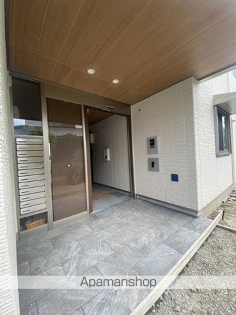 和歌山県和歌山市太田４丁目[1LDK/42.28m2]のエントランス2