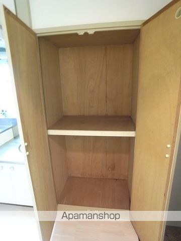 上賀茂葵之森町貸家の内装写真