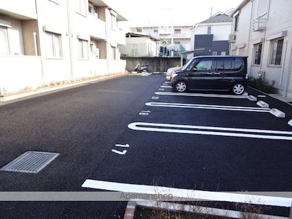 東京都武蔵村山市三ツ藤３丁目[2LDK/54.33m2]の駐車場