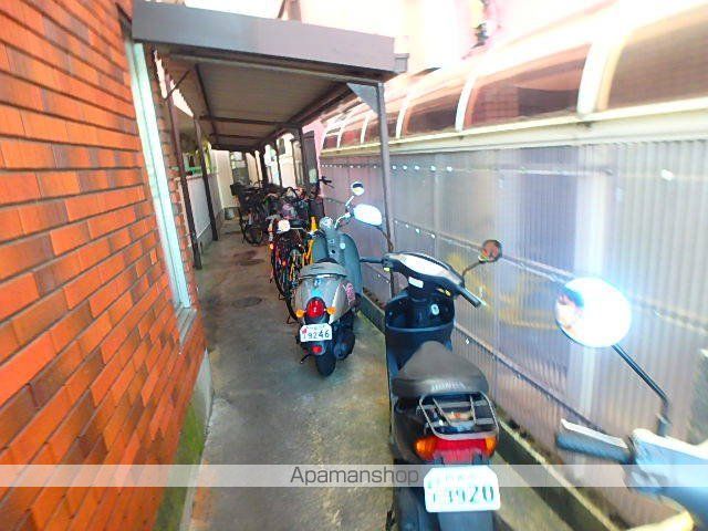 プレアール古川橋IVの玄関写真