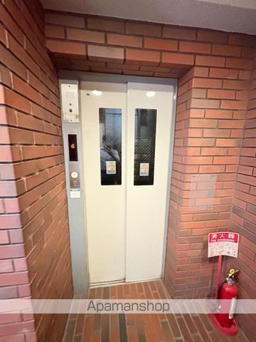 E.Aブルッケンハウスの内装写真