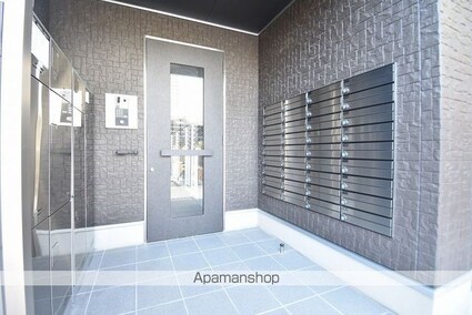 リスブロン北四番丁[1K/24.63m2]のエントランス2