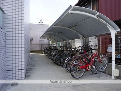 カルマート[1K/28.19m2]の外観4