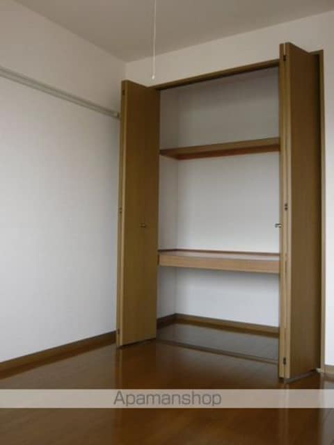 マンションタケイシ[2LDK/55.48m2]の収納