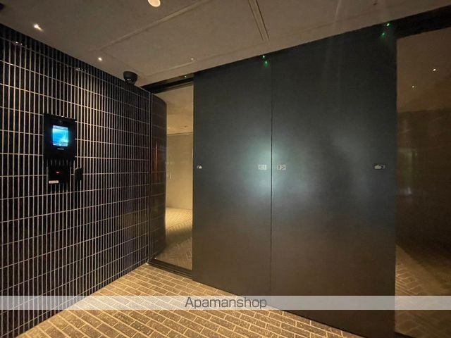 パークアクシス新宿百人町[1DK/31.85m2]のロビー
