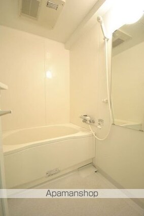 レジディア神田岩本町Ⅱ[2K/37.26m2]のバス