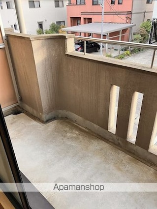 マンションＲＥＦＩＮＡＤＯ[3LDK/64.92m2]のバルコニー