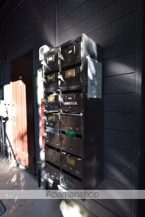 ホワイトヴィレッジ国見[1R/19.83m2]のエントランス