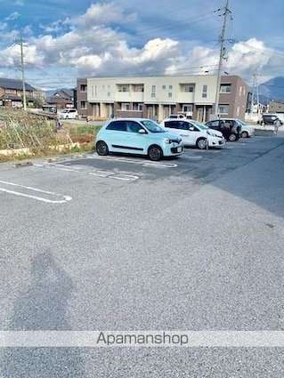 ソレイユ　イズミⅠ[1LDK/44.18m2]の駐車場5