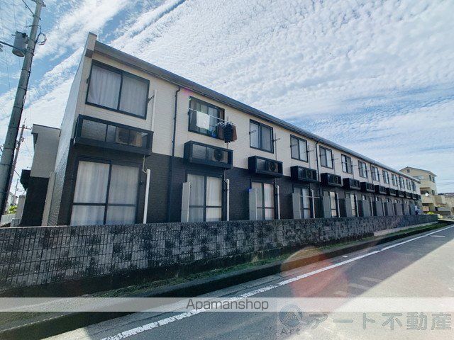 レオパレスフォーサイト 松山の外観写真