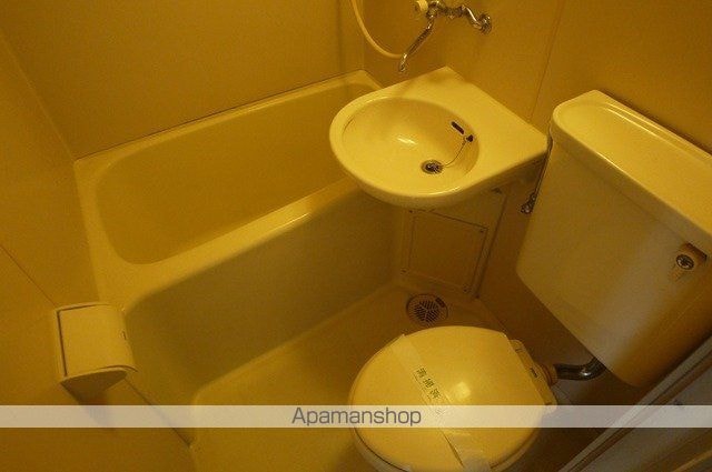 ウィンベル新宿百人町[1K/13.65m2]のバス