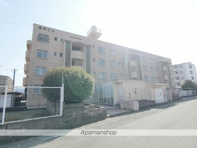 坂井ビルの玄関写真