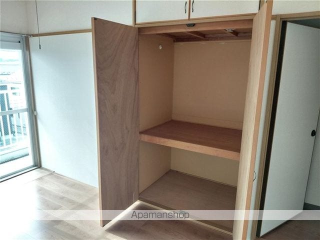 ハイツ麹屋 IIの内装写真