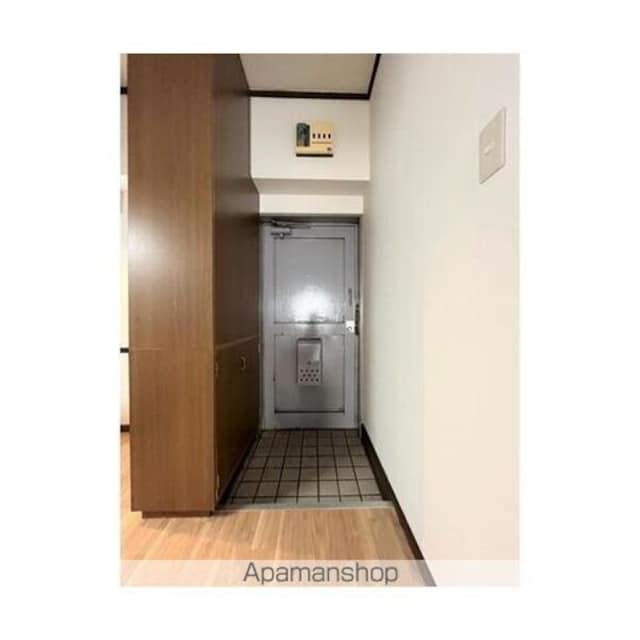 日香苑Ｉ[2LDK/50.88m2]の玄関