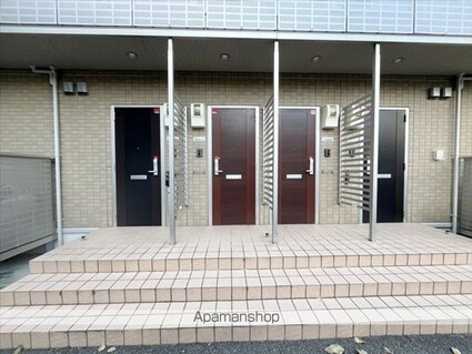 和歌山県和歌山市紀三井寺[3LDK/79.86m2]のエントランス