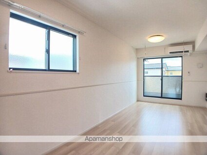 クルールＢ[2LDK/59.55m2]のリビング・居間