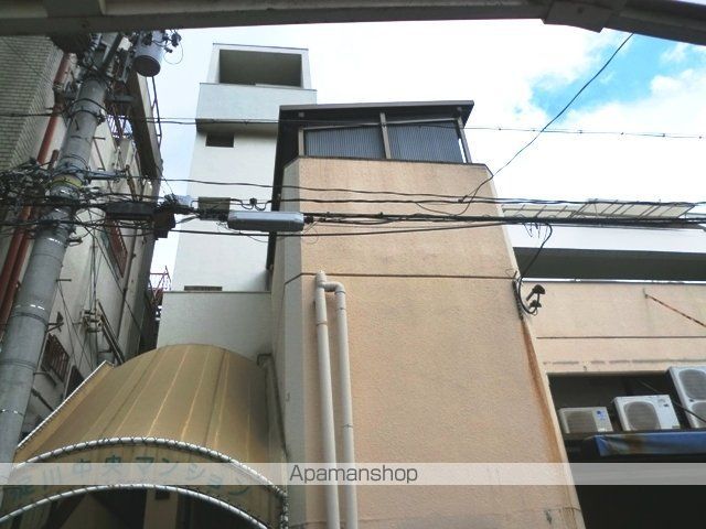 淀川中央マンションの外観写真