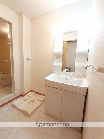 グラスコートIの内装写真