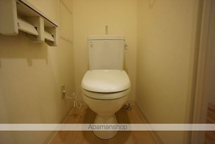 レジディア東桜[1K/30.36m2]のトイレ