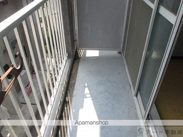 カローラ木屋町[1R/28.35m2]のバルコニー