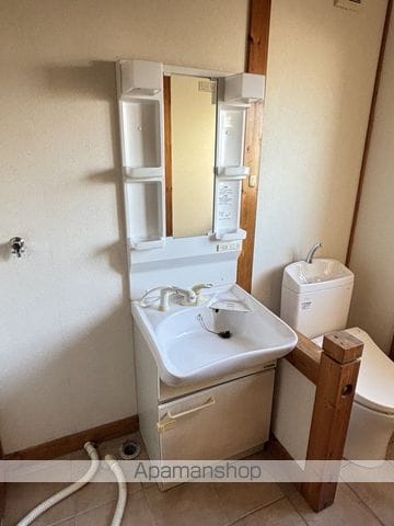 大西貸家 北の内装写真
