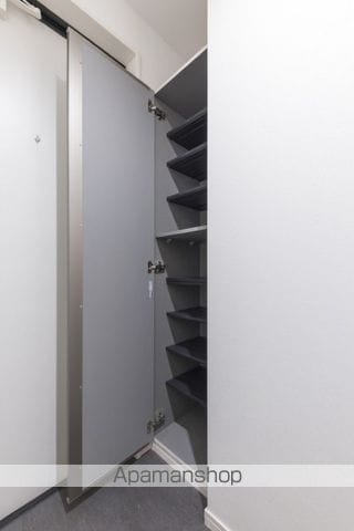 ROBOT HOME 六郷土手の内装写真