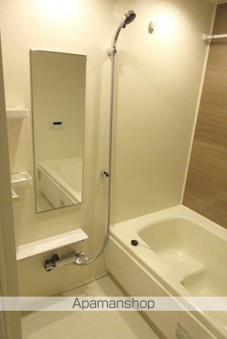 イースト オレヌの内装写真