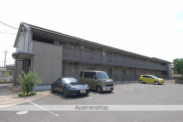 リビングタウン小倉町の外観写真