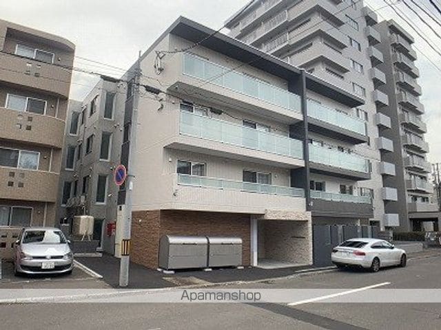 エアフォルク行啓通の外観写真