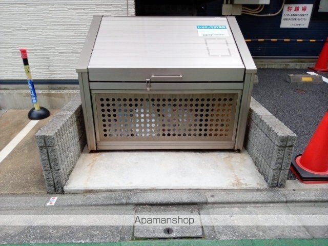 レオパレスOGIKUBOST3の外観写真
