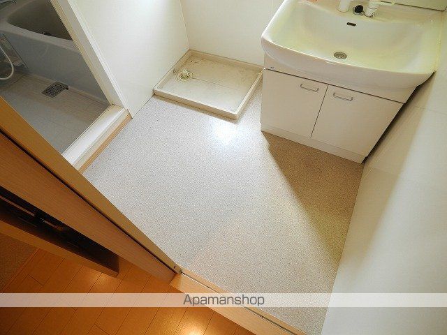 リビングタウン大金平Aの内装写真