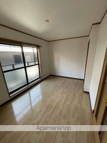 エクスランス月見坂の内装写真