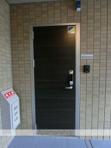 サニーサイドの玄関写真