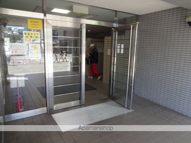 アーバンハイム守口の玄関写真