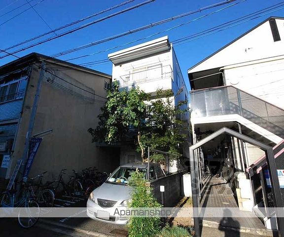築山マンションの外観写真