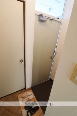 オリーブの内装写真