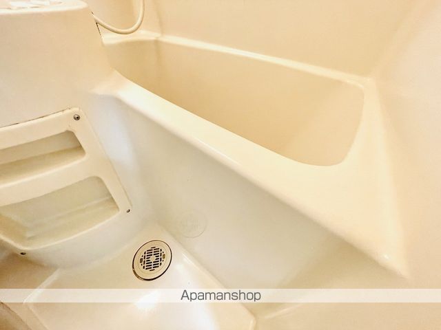 ハイツ嵯峨の内装写真
