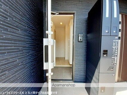 和歌山県和歌山市園部[1LDK/44.7m2]の玄関